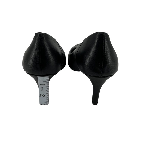 Time & Tru Black Pumps Size 8 1/2 Women’s - Picture 7 of 8